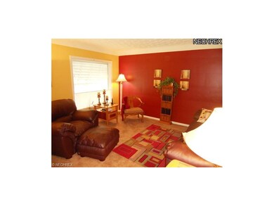 Spacious living room
