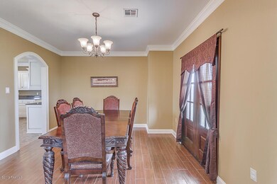 Formal Dining
