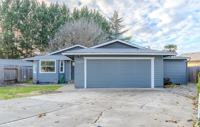 2420 Somerset Front