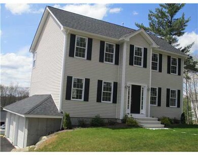 30 Oxford Rd, Cumberland, RI 02864 - photo 2