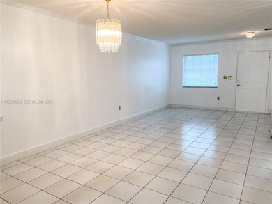 3810 SW 108th Ave unit 4, Miami, FL 33165 - photo 2