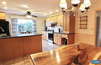 2802 Idlewood Dr, Charlottesville, VA 22901 - photo 7