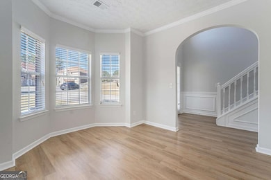 608 Harris Ct, Conyers, GA 30012 - photo 5