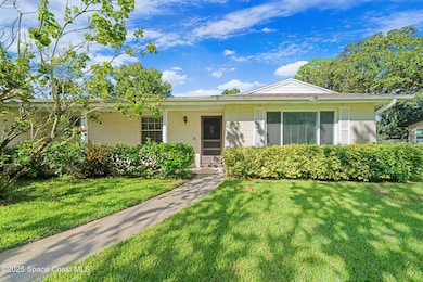 611 Dundee Cir, Melbourne, FL 32904 - photo 2
