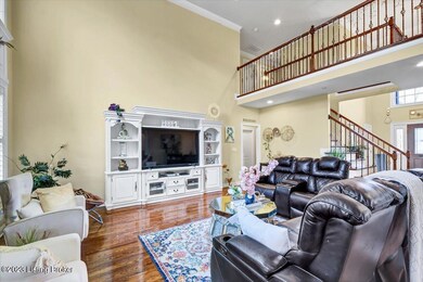 11115 Radleigh Ln, Louisville, KY 40291 - photo 6