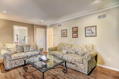 1199 Middletown Lincroft Rd, Middletown, NJ 07748 - photo 4