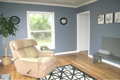 1617 57th Place, Des Moines, IA 50310 - photo 2