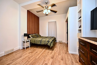 07 Primary Bedroom I.jpg