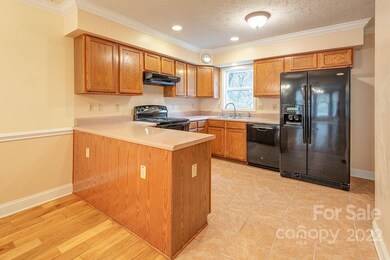 5 Parkway Creek Dr, Asheville, NC 28803 - photo 5