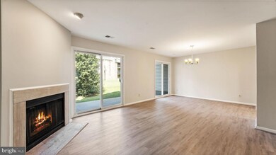 12949A Grays Pointe Rd unit 12949A, Fairfax, VA 22033 - photo 7