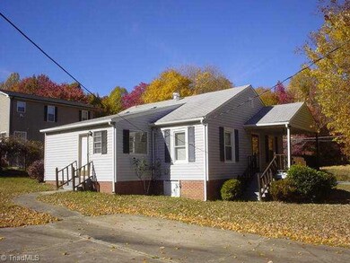 903 Fermer Rd, Asheboro, NC 27203 - photo 3