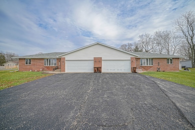 429 N Union St, Byron, IL 61010 - photo 2