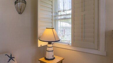 18 Hiawatha Rd, Wareham, MA 02532 - photo 2