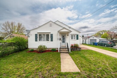 29 Hamblet St, Manchester, NH 03103 - photo 2