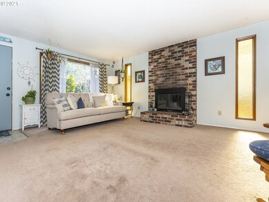 4640 SW Stoddard Dr, Beaverton, OR 97007 - photo 3