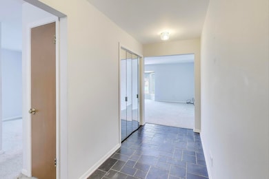 400 Ascot Dr unit 3M, Park Ridge, IL 60068 - photo 3