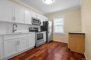 281 Broadway, Bethpage, NY 11714 - photo 5