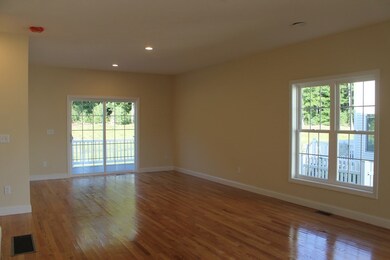 58 Tea Party Cir unit 524, Holden, MA 01520 - photo 3