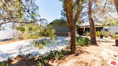 62033 Bonair Rd, Joshua Tree, CA 92252 - photo 2