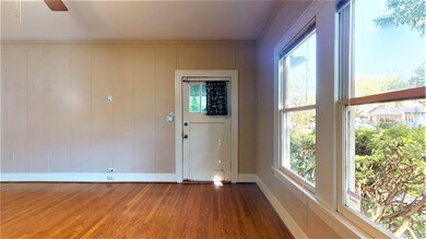 815 Le Green St, Houston, TX 77008 - photo 6