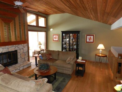 5715 Niagara Ct, Fitchburg, WI 53575 - photo 6