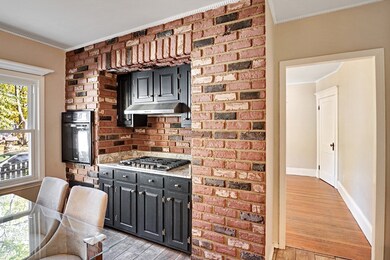 22-24 Ainsworth St, Springfield, MA 01108 - photo 5