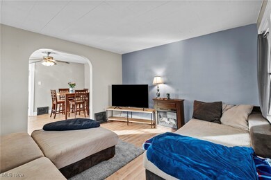 640 Plainfield Rd, Akron, OH 44312 - photo 5