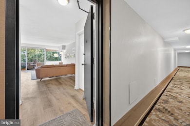 4515 Willard Ave, Chevy Chase, MD 20815 - photo 2