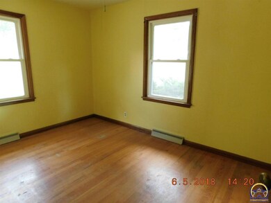 3612 SW Kerry Ave, Topeka, KS 66611 - photo 6