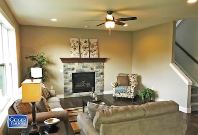 876 Raven Ct, Oregon, WI 53575 - photo 6