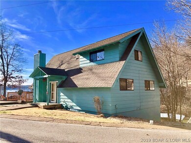 Well maintained 4 bedrooms & 3 bathrooms