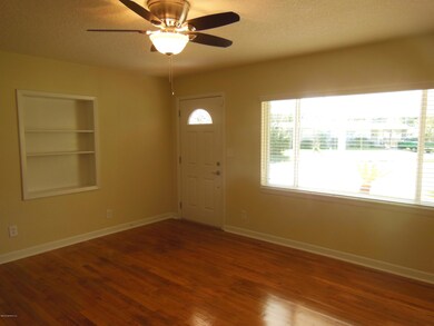 6215 Randia Dr, Jacksonville, FL 32210 - photo 6