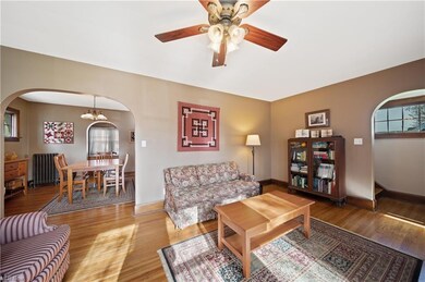 Living room 21 x 12 with hardwood floors, ceiling 