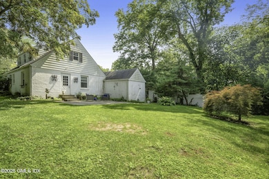 33 Halsey Dr, Old Greenwich, CT 06870 - photo 5