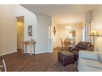 1211 33rd Ave, Forest Grove, OR 97116 - photo 5