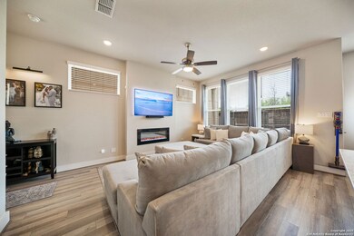 8851 Oakland Rd unit 18, San Antonio, TX 78240 - photo 7