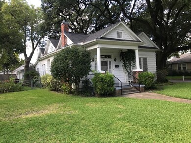 602 E 26th St, Houston, TX 77008 - photo 2