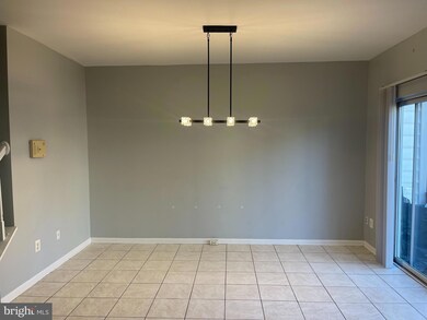 43450 Katling Square, Chantilly, VA 20152 - photo 7