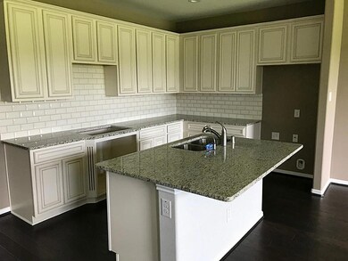 Wonderful kitchen taking shape!