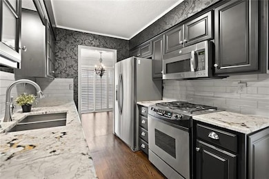 10137 Edelweiss Cir, Shawnee, KS 66203 - photo 5