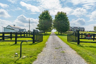 1230 Oregon Rd, Versailles, KY 40383 - photo 4