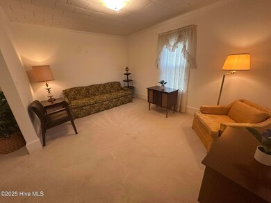 105 Fairview St, Williamston, NC 27892 - photo 4