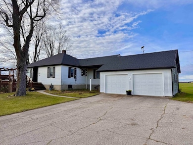 4190 S Raucholz Rd, Hemlock, MI 48626 - photo 4