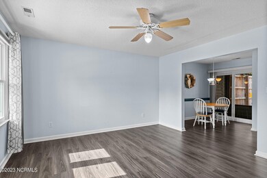 Living Area (4)
