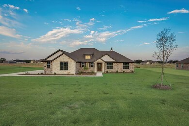 157 Chester Rd, Springtown, TX 76082 - photo 3