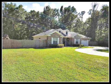 235 Sharonwood Dr, Crawfordville, FL 32327 - photo 2