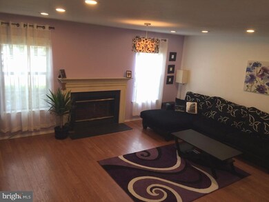 8 Chadwick Ct, Trenton, NJ 08691 - photo 4