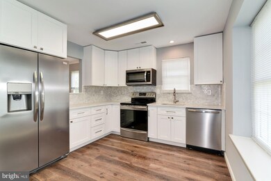 19 Niland Ln, Woodbury, NJ 08096 - photo 4