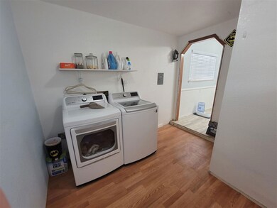 1307 Ridgecrest Ct, Alamogordo, NM 88310 - photo 4