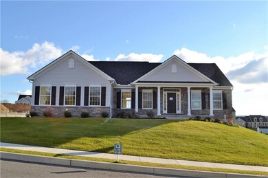 4865 Reston Dr unit 129, Easton, PA 18040 - photo 3